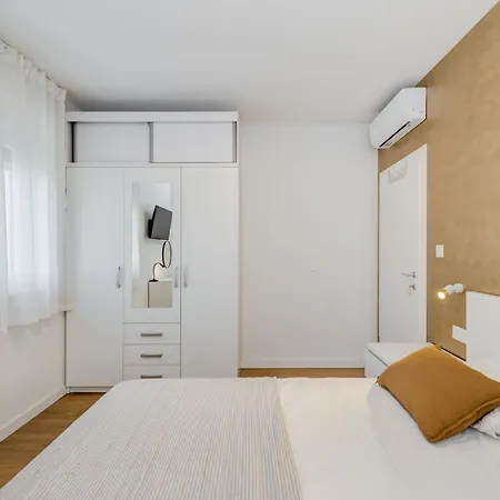 Vila Zlatne Niti With Heated Pool *